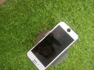 Apple iPhone 8