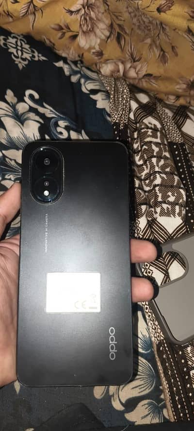 OPPO A18