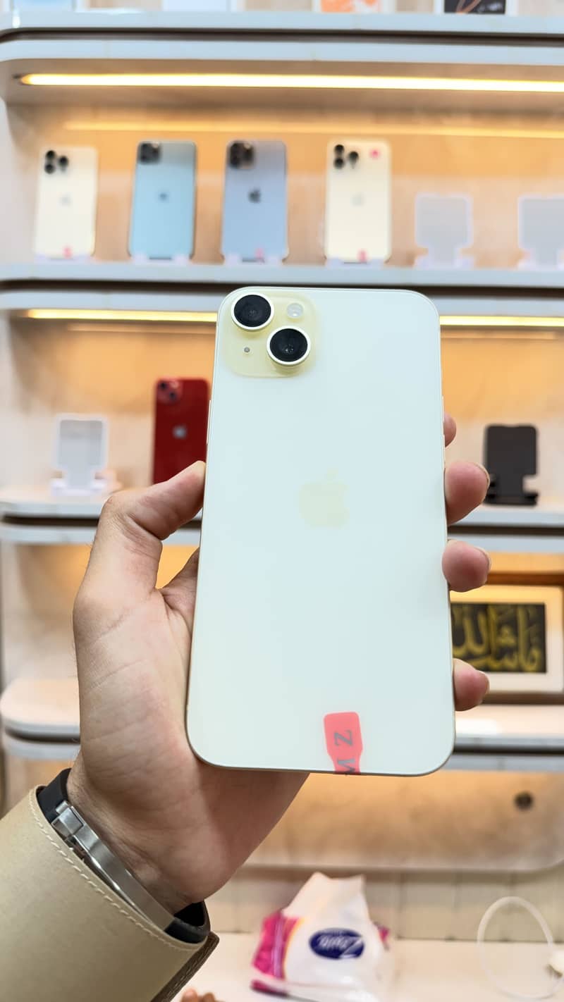 Apple iPhone 15 plus 2