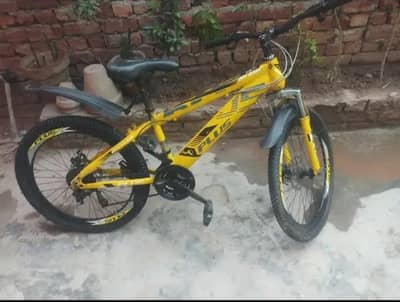 CYCLE GEAR WALI BRAND NEW CONDITION 3 BY 7 GEARS
