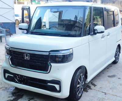 Honda N Box Custom 2024