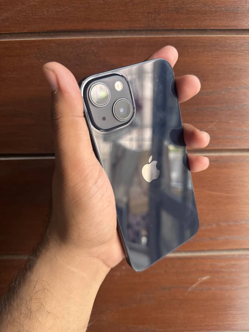 iPhone 13 Jv 0