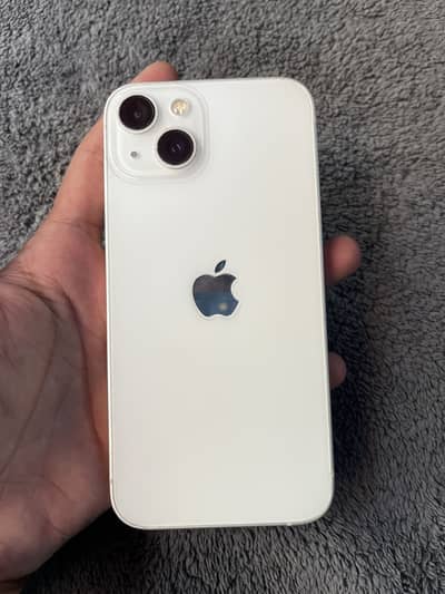 Apple iPhone 13
