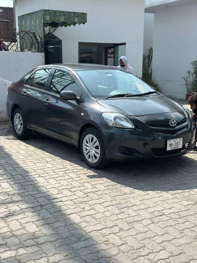 Toyota Belta 2005