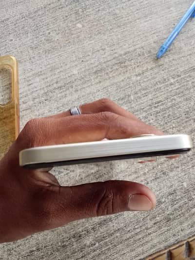 Itel S25