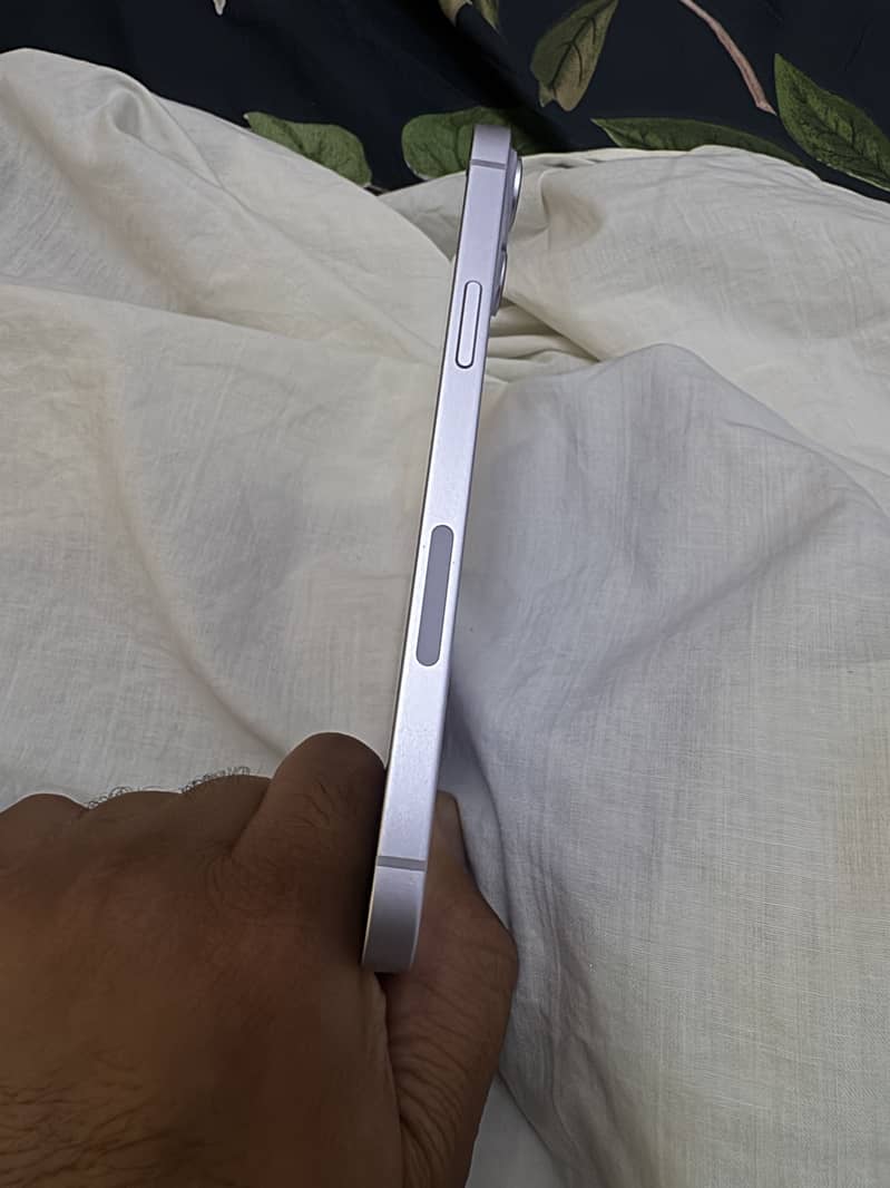 Apple iPhone 14 plus 1