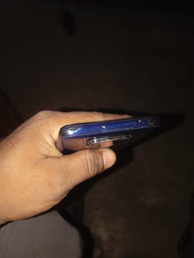 read add original penal box sat ha volume button nhi ha 2no