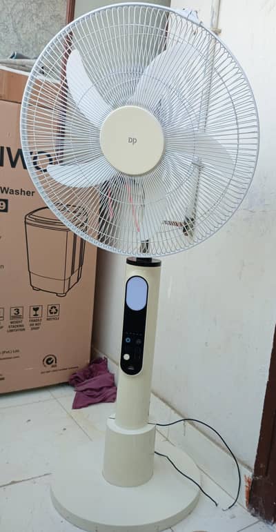 Rechargeable Fan 18 inch ( Used )