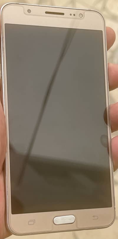 Samsung Mobile J7