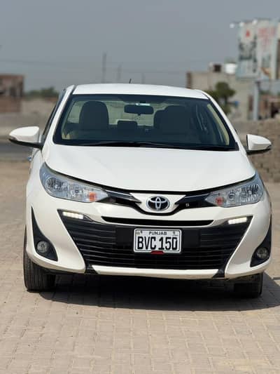Toyota Yaris 2020 1.5 full option