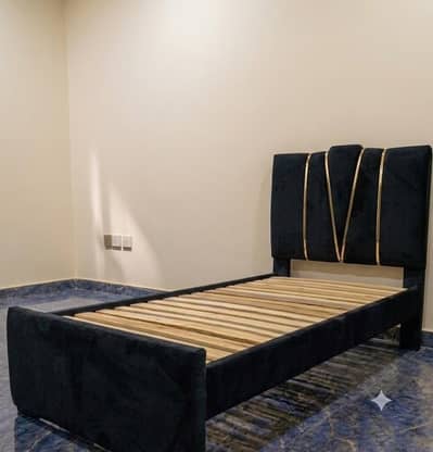 Single bed / bedset / Single Poshish Bed/ Wooden Bed / Single beds
