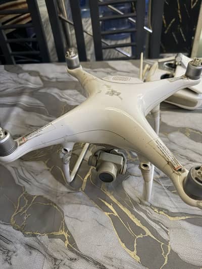 Dji phantom advance plus