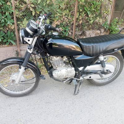 Suzuki Gs 150