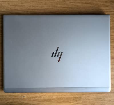 HP Elite book 830 G6