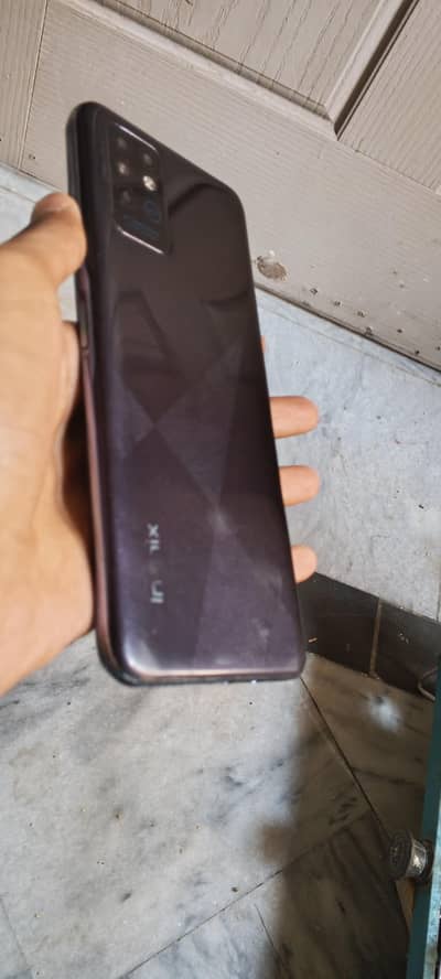 Infinix Note 8
