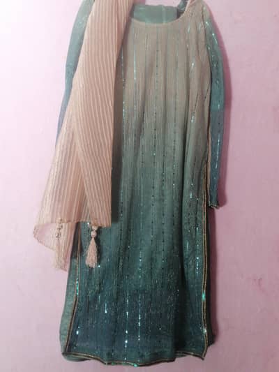 1 time used preloved dress