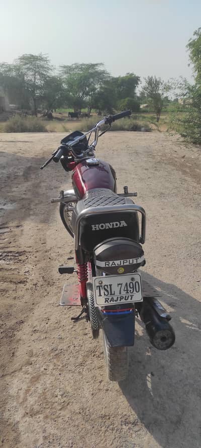 Honda cg 125 2017 model