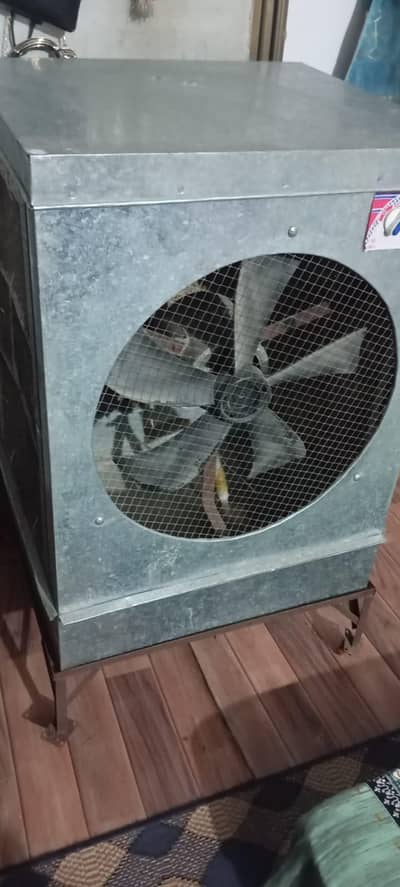 cooler for sale stand k sath num 03335191910 10/10 condition