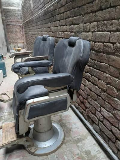 Barber Chairs