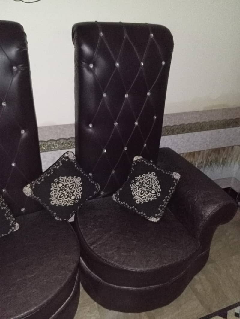 chairs 3