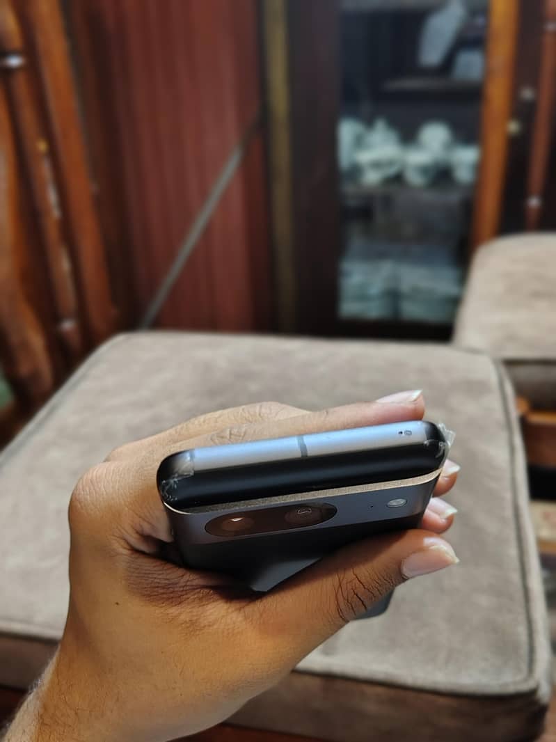 Google Pixel 8 5