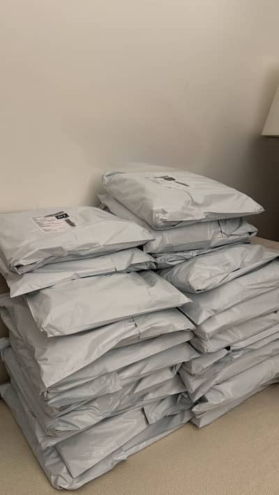 Packaging Staff – Clothing and Apparel