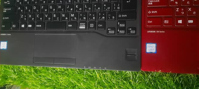 Fujitsu Life book u series i5 7/8 Genration 8gb ram 128 ssd