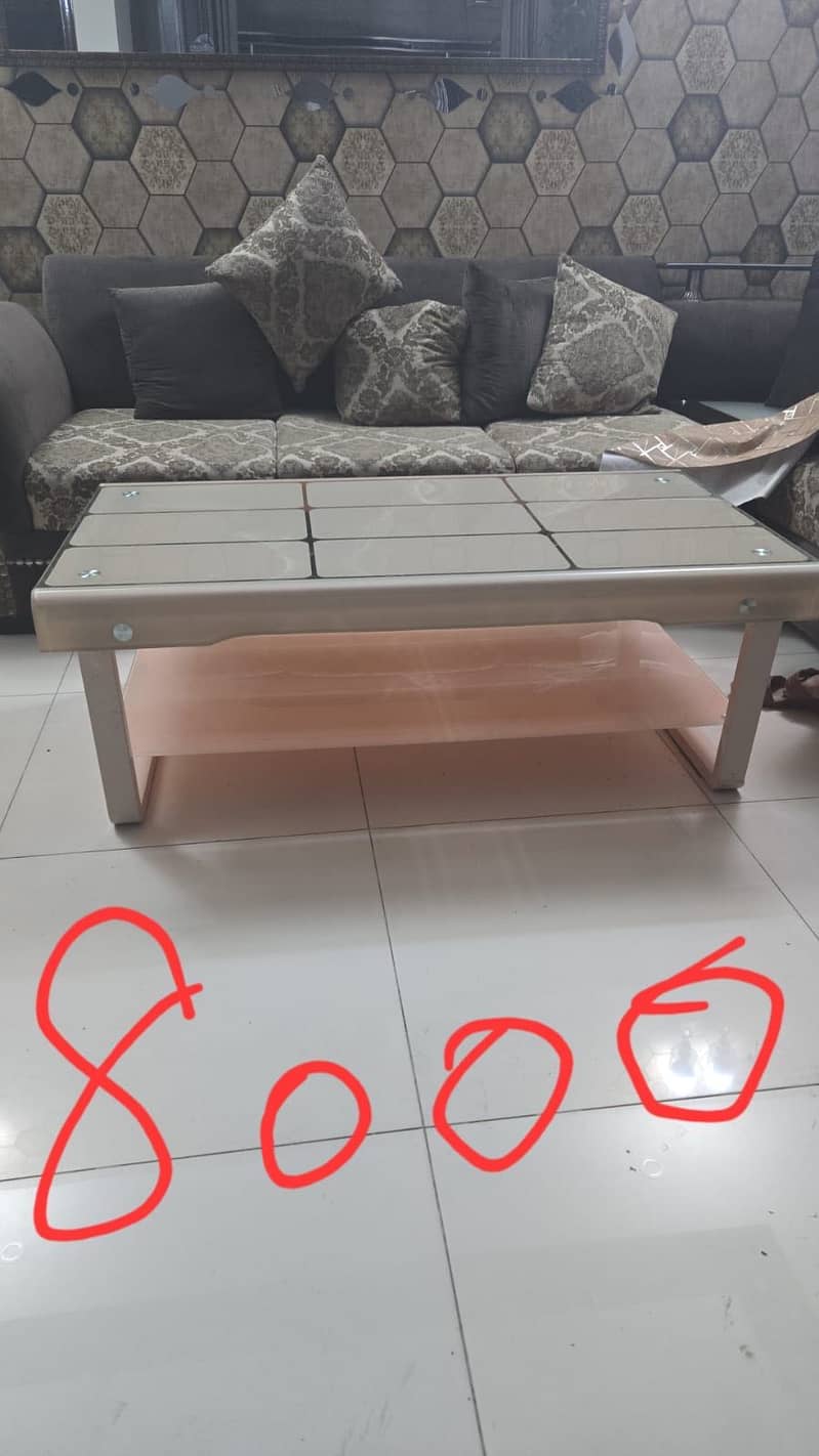 Glass Table 0