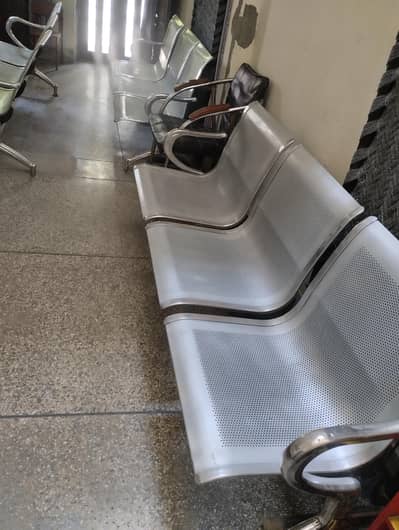 3 seater steel chairs are available for sale