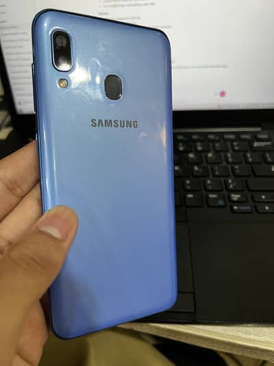 Samsung Mobile A30