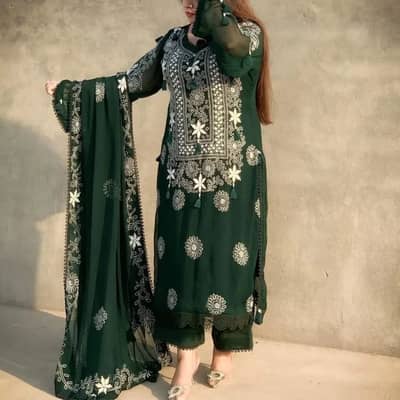 Emerald Green Embroidered 3-Piece Georgette Suit