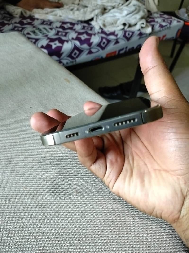 Apple iPhone 12 Pro Max 6