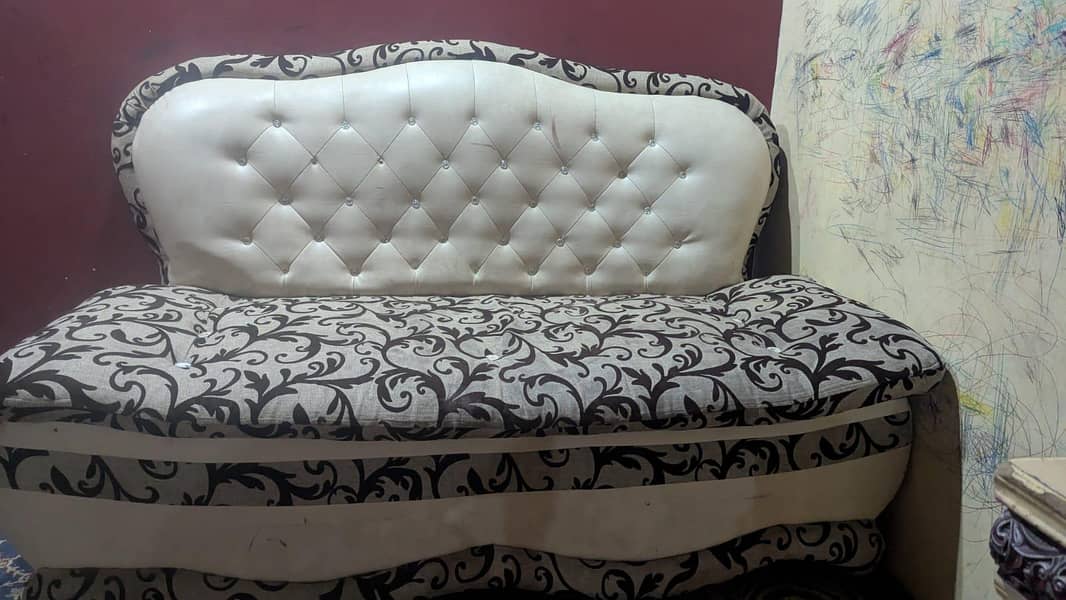 7 senator sofa set 0