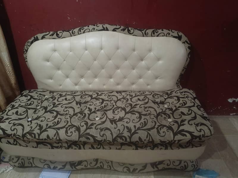 7 senator sofa set 1