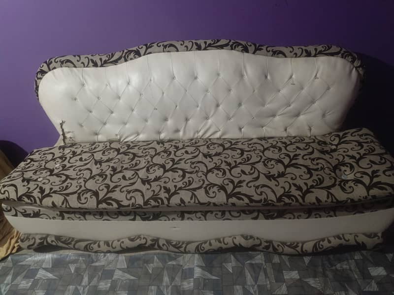 7 senator sofa set 4