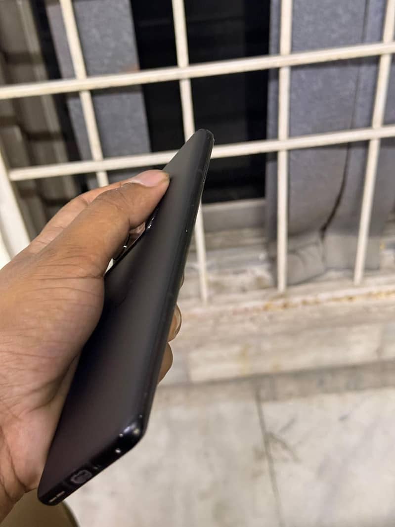 One Plus 10 Pro 3