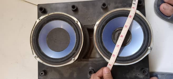 Genuine Sony Speakers Amazing sound 10/10 working 6.5inch 2 speaker