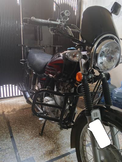 SUZUKI GS 150