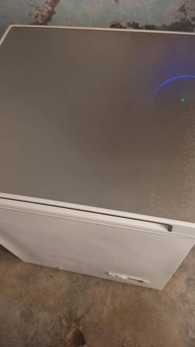 Dawlance deep freezer single door