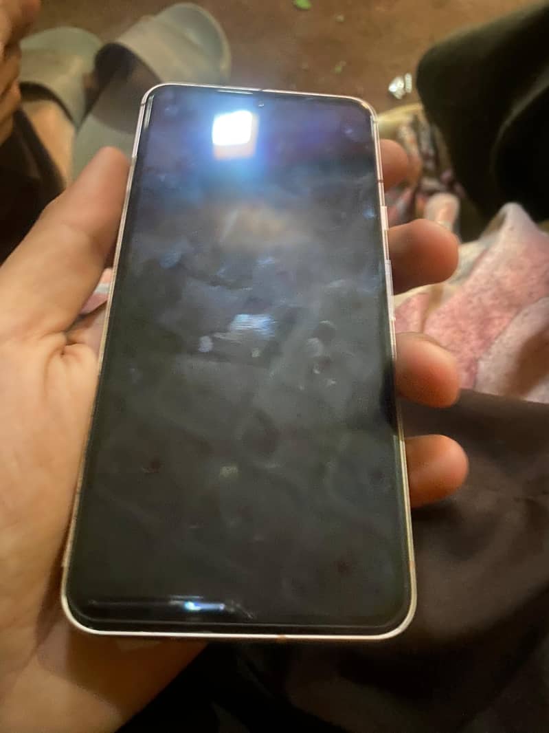 Google Pixel 8 5