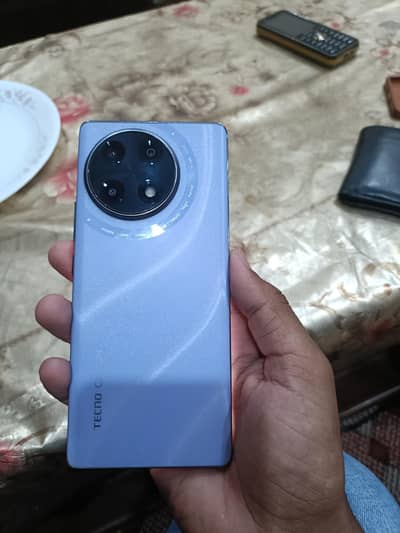 Tecno CAMON 30S