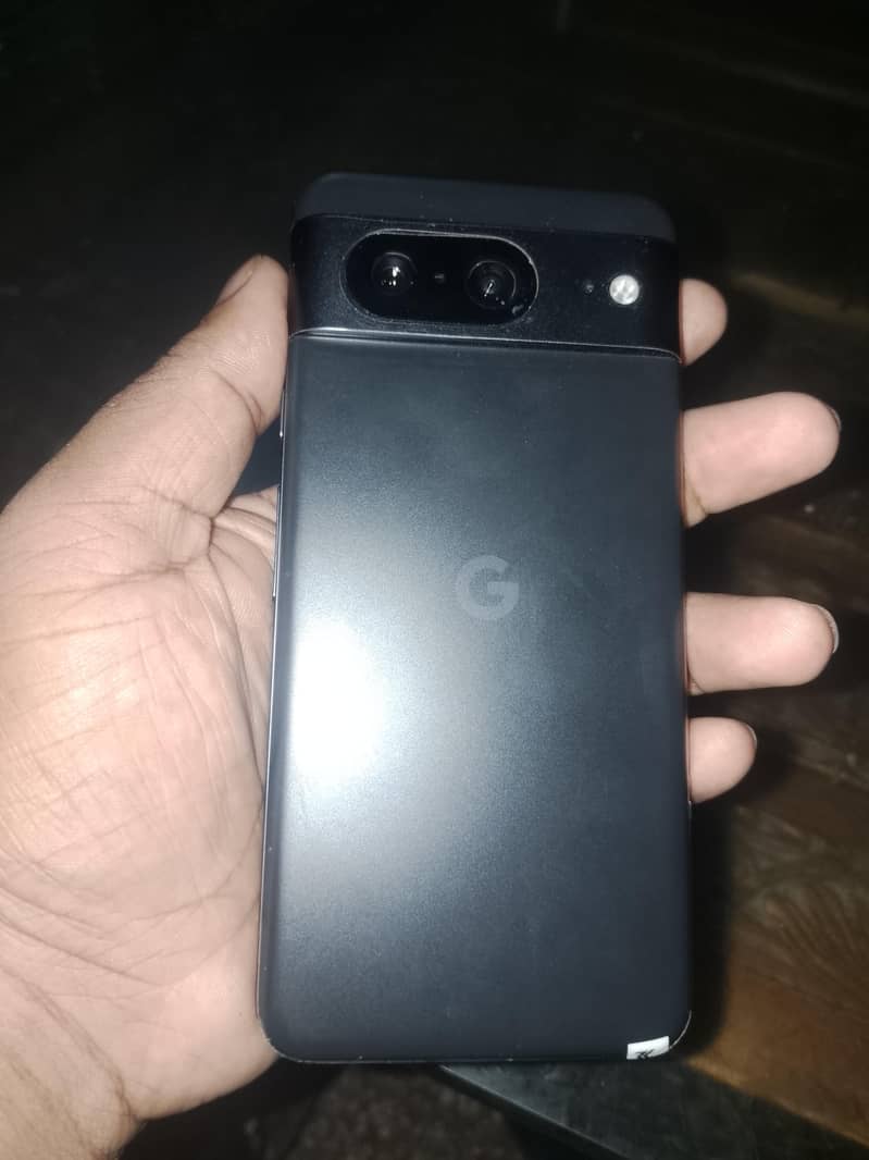 Google Pixel 8 3