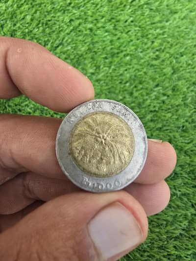 1,000 Rupiah bimetallic 2000  intique  coin