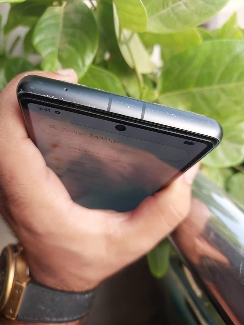 Google Pixel 7a 5