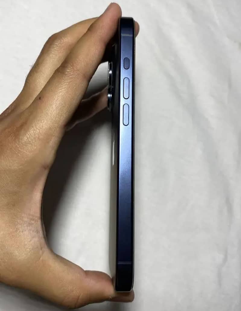 Iphone 15 pro 2