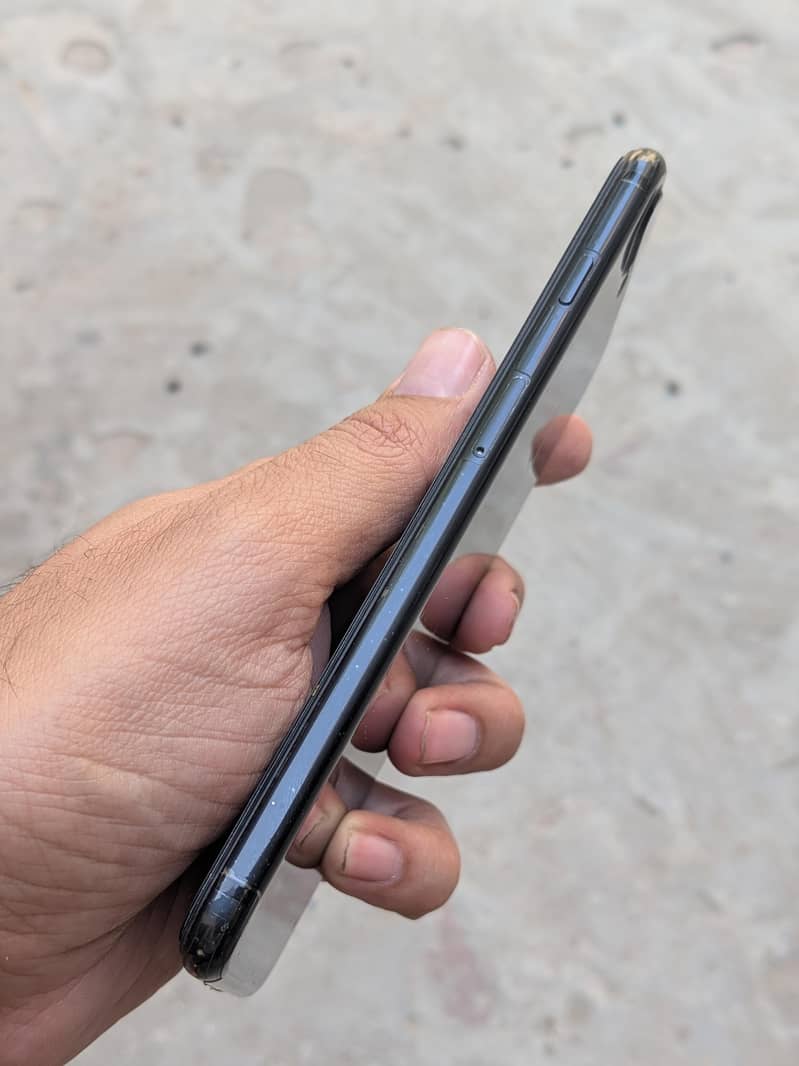 Apple iPhone 7 Plus 3