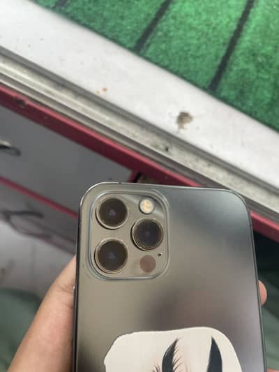 Apple iPhone 12 Pro