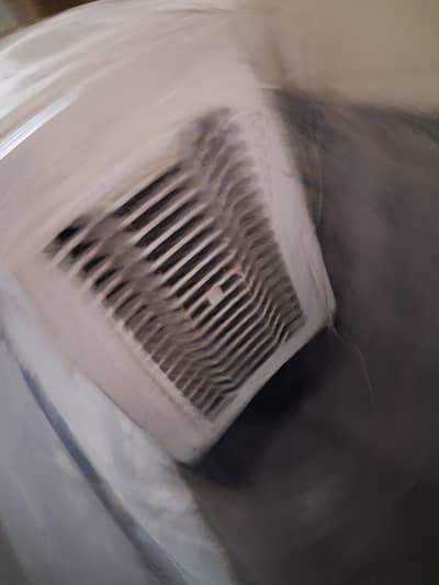 izone 9000 coller with ice pads include use for home purposes for sale