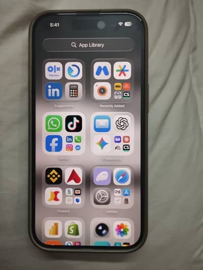 Apple iPhone 15