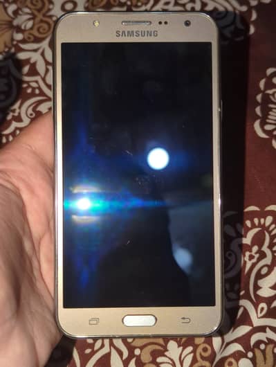 Samsung Mobile J7